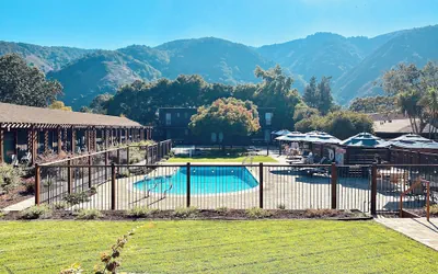 Photo 2 - Hidden Valley Inn