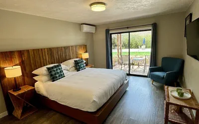 Photo 4 - Hidden Valley Inn