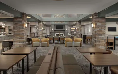 Photo 4 - Homewood Suites by Hilton Alexandria / Pentagon South