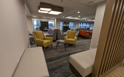Holiday Inn Express Indianapolis Airport by IHG