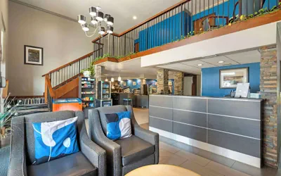 Photo 3 - Best Western Van Buren Inn
