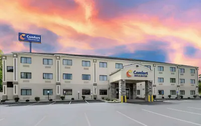Photo 2 - Comfort Inn & Suites Middletown - Franklin