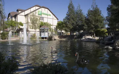 Photo 2 - Holiday Inn Selma - Swancourt by IHG