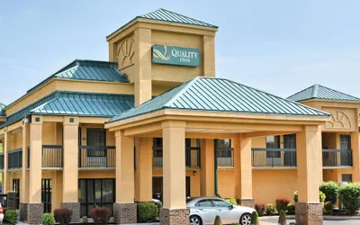 Photo 2 - Quality Inn Thornburg