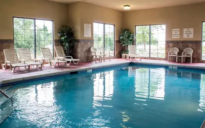 Photo 2 - Econo Lodge Ankeny - Des Moines