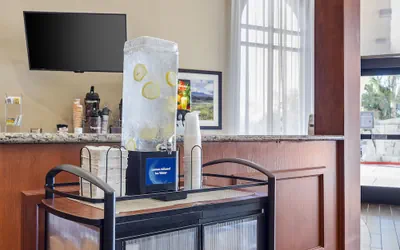 Photo 3 - Comfort Inn & Suites Rocklin - Roseville