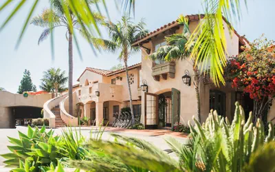 Photo 2 - Brisas del Mar, Inn at the Beach