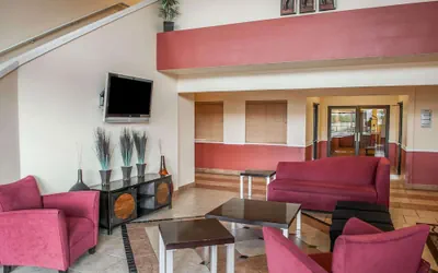 Photo 2 - Quality Inn Rio Rancho - Albuquerque North Valley