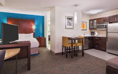 Photo 2 - Residence Inn by Marriott Savannah Midtown