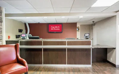 Photo 2 - Red Roof Inn PLUS+ Boston - Woburn/ Burlington