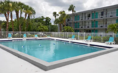 Photo 2 - Altamonte Springs Hotel and Suites
