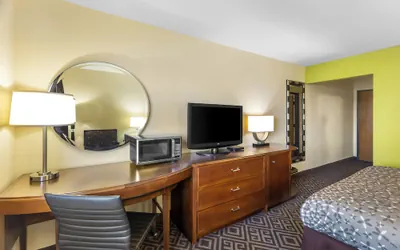 Photo 4 - Travel Inn & Suites - Sikeston/Miner (i-55 Exit-67)