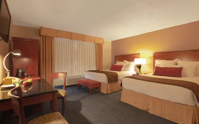 Photo 5 - Coast Wenatchee Center Hotel