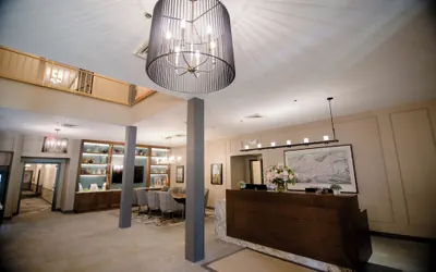 Photo 3 - La Tourelle Inn & Spa