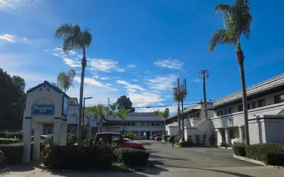 Photo 2 - Rodeway Inn Encinitas North