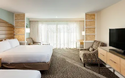 Photo 4 - Holiday Inn Express & Suites La Jolla – Windansea Beach by IHG