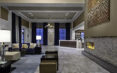 Photo 4 - New Haven Hotel