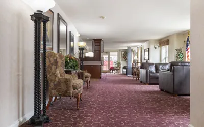 Photo 3 - Americas Best Value Inn Springfield - Mansion View