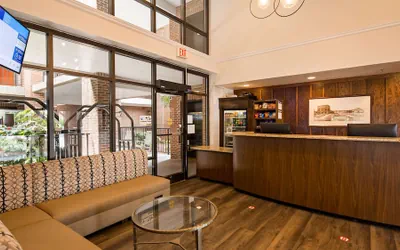 Photo 3 - Best Western Plus Coastline Inn