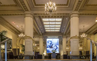 Photo 2 - Hotel deLuxe