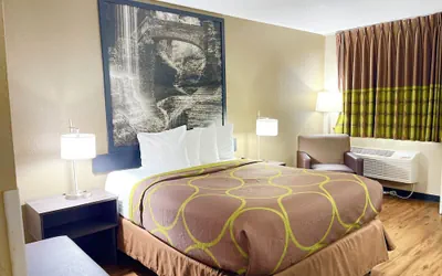 Photo 2 - Super 8 by Wyndham Ithaca