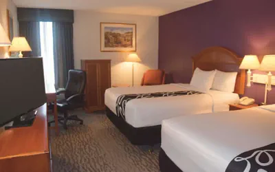 Photo 4 - La Quinta Inn by Wyndham Binghamton - Johnson City