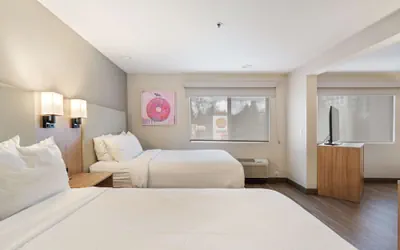 Photo 2 - Best Western Lake Oswego/Portland Hotel & Suites