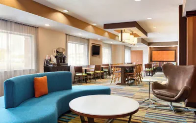 Photo 3 - Fairfield Inn & Suites Toledo Maumee