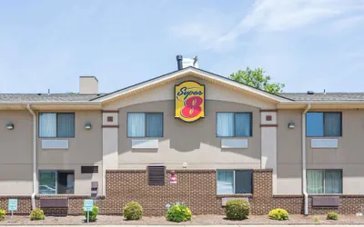 Super 8 by Wyndham Hampton
