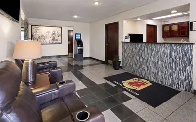 Photo 4 - Super 8 by Wyndham South Boston VA