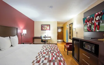 Photo 2 - Red Roof Inn Cameron