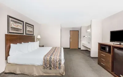 Photo 3 - Baymont by Wyndham LeMars