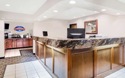 Photo 2 - Baymont by Wyndham LeMars