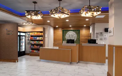 Photo 4 - Fairfield Inn & Suites by Marriott Bakersfield Central