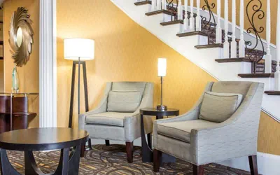 Photo 2 - Comfort Inn & Suites at Stone Mountain