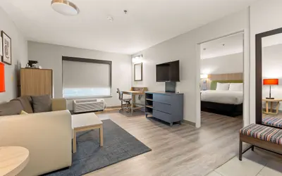 Photo 5 - Country Inn & Suites by Radisson, Asheville - Outlet Mall