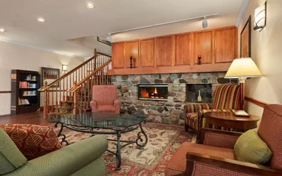 Photo 2 - Country Inn & Suites by Radisson, Stevens Point, WI