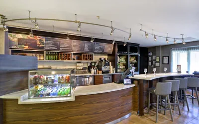 Photo 2 - Courtyard by Marriott Dalton