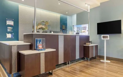 Photo 4 - Best Western Plus Edinburg Inn & Suites