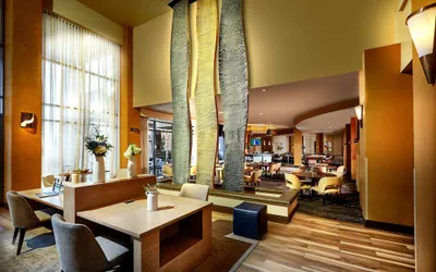 Photo 4 - Embassy Suites by Hilton Phoenix Scottsdale
