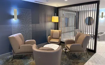 Photo 3 - La Quinta Inn & Suites by Wyndham South Bend