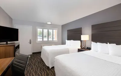 Photo 3 - Days Inn by Wyndham Ukiah