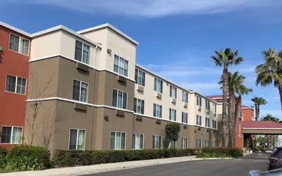 Holiday Inn Express Hotel & Suites Tracy by IHG