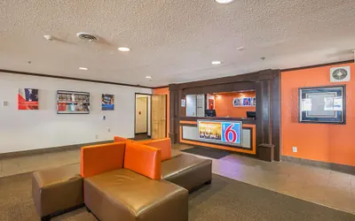 Photo 3 - Motel 6 Waterloo, IA - Crossroads Mall - Cedar Falls