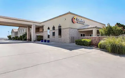 Photo 2 - Comfort Inn & Suites I-25 near Spaceport America