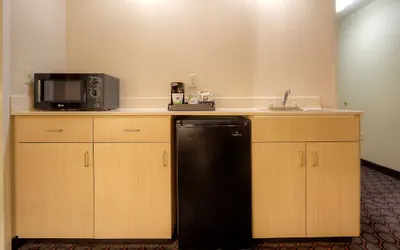 Photo 5 - Hampton Inn Fremont
