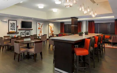 Photo 3 - Hampton Inn Memphis-Southwind