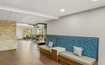 Photo 3 - Hampton Inn Bowie