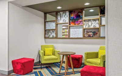 Photo 2 - Hampton Inn Bowie
