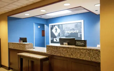 Photo 5 - Hampton Inn Metairie